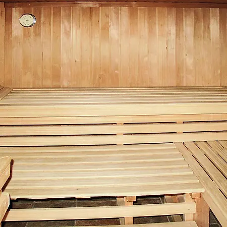 Semesterbostad Schanblick Ii